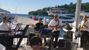 Koncert Elia Žuvele i benda