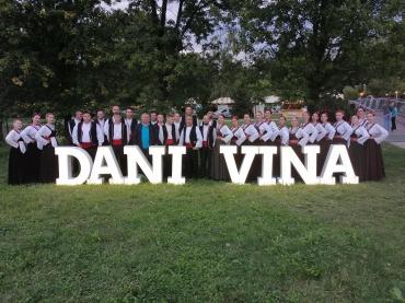 Načelnica s Folklornim društvom Kumpanija posjetila &quot;Dane vina&quot; u Jastrebarskom