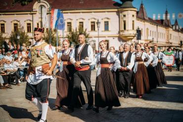 Nastup FD Kumpanija na 60. Vinkovačkim jesenima