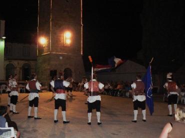 Večer folklora
