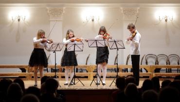 Kvartet violina Osnovne glazbene škole Vela Luka u Zagrebu 