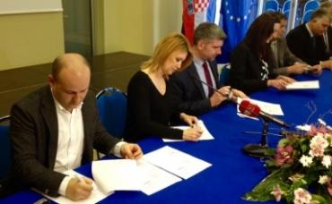 Vela Luka potpisala sporazum o otpisu dugova