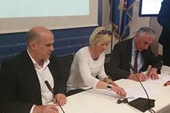Potpisani prvi ugovori za e-Škole