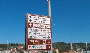 Postavljena nova turistička  signalizacija u centru mjesta