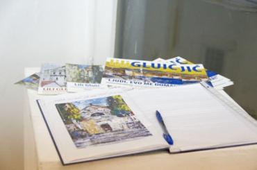 Otvorena izložba splitske slikarice Lili Gluić u galeriji Centra za kulturu Vela Luka