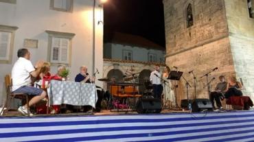 Održana glazbeno-zabavna večer „Luške zvijezde pjevaju“
