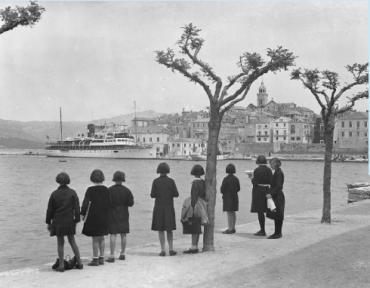 Izložba fotografija - KORČULA IZMEĐU DVA SVJETSKA RATA IZ ZBIRKE ETNOGRAFSKOG MUZEJA U BEOGRADU