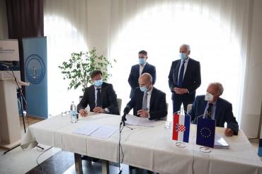 Potpisan ugovor o izvođenju radova na izgradnji Pomorsko-putničkog terminala Vela Luka vrijedan 75 milijuna kuna