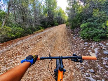 MTB rekreativni maraton i dječja utrka u sklopu Vela Luka Outdoorsa 2023.