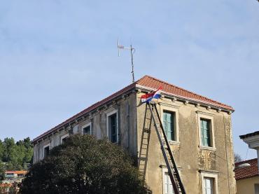 Završeno uređenje krova Meneginove kuće