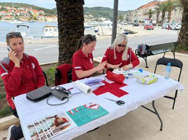 U Veloj Luci održana akcija mjerenja krvnog tlaka i šećera te demonstracije prve pomoći