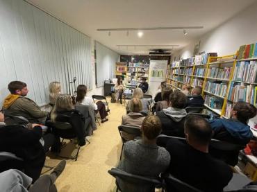 Predstavljanje romana “Pisma iz Pekinga” autora Vida Barića, uz moderaciju Matee Šeparović